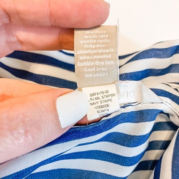 🍋Banana Republic•SemiSheer Striped Sleeveless Top - Picture 7 of 9